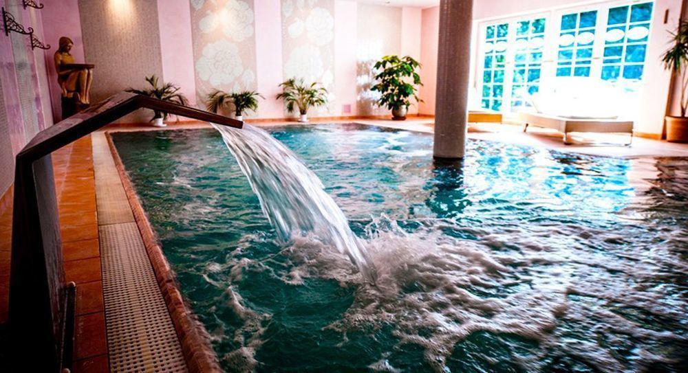 Willa Alexander Resort & Spa - Caloroczny Kryty Basen Мельно Экстерьер фото