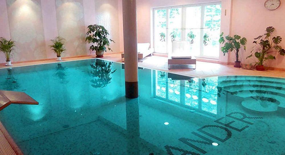 Willa Alexander Resort & Spa - Caloroczny Kryty Basen Мельно Экстерьер фото