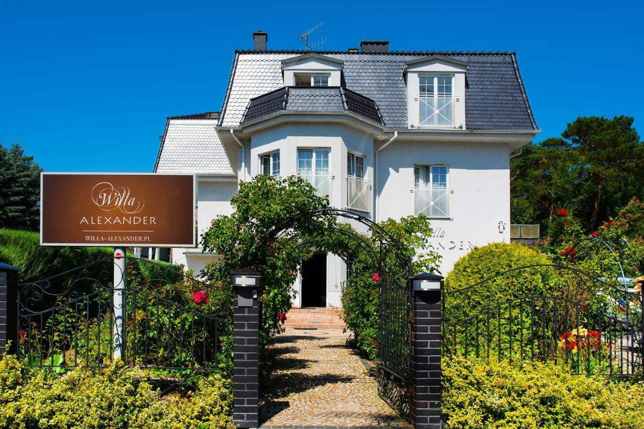 Willa Alexander Resort & Spa - Caloroczny Kryty Basen Мельно Экстерьер фото